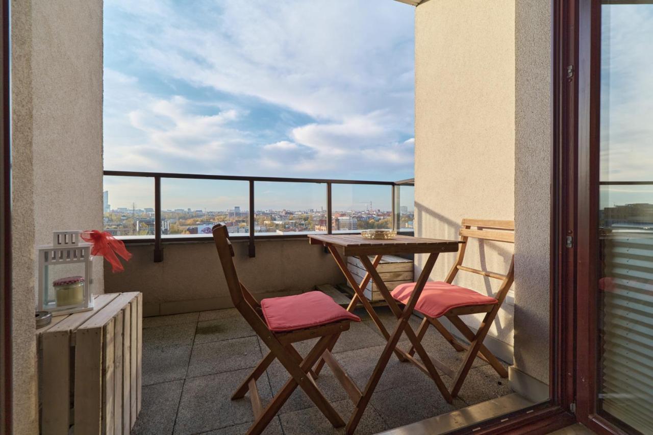 Apartment Wroclaw Krakowska With Balcony And Free Garage By Noclegi Renters Exterior foto